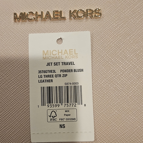 Michael Kors Powder Blush Leather Wallet - Picture 5 of 5